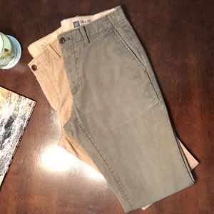 GAP Men’s Slim Fit Lived-in Chinos x2